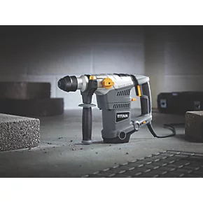 Titan TTB653SDS 5.9kg Electric SDS Plus Drill 230-240V 2 Titan TTB653SDS 5.9kg Electric SDS Plus Drill 230-240V - Image 2